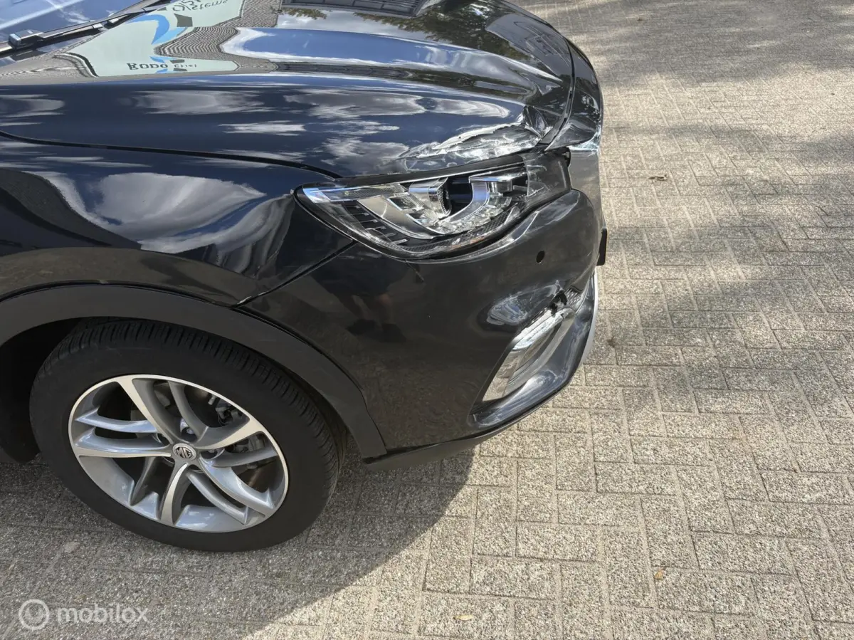 1.5 TGDI Luxury/PLUG-IN/PANODAK