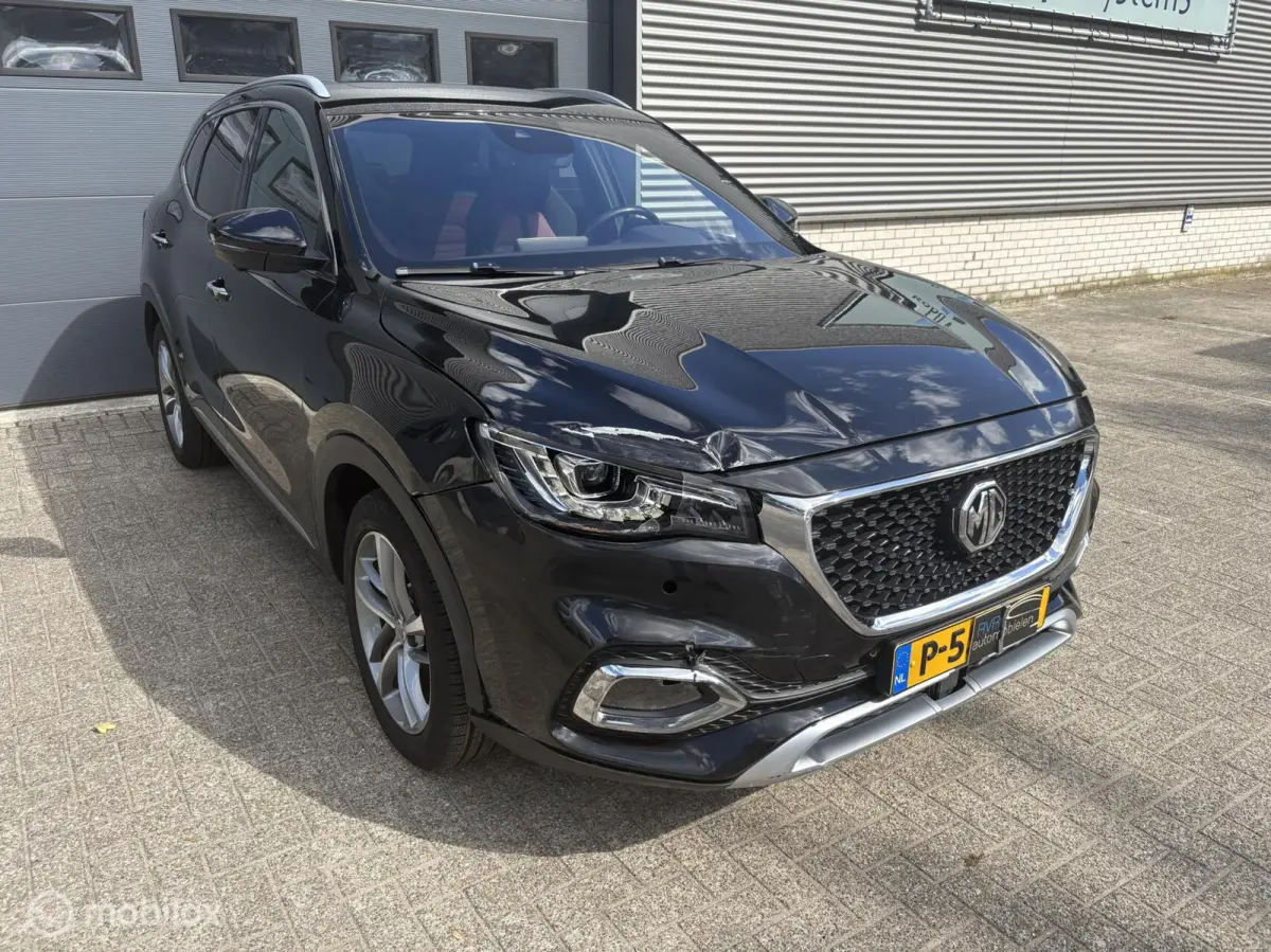 1.5 TGDI Luxury/PLUG-IN/PANODAK