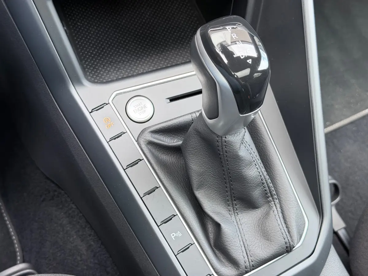 1.5 TSI R-Line Pano/AppleCar/Xenon