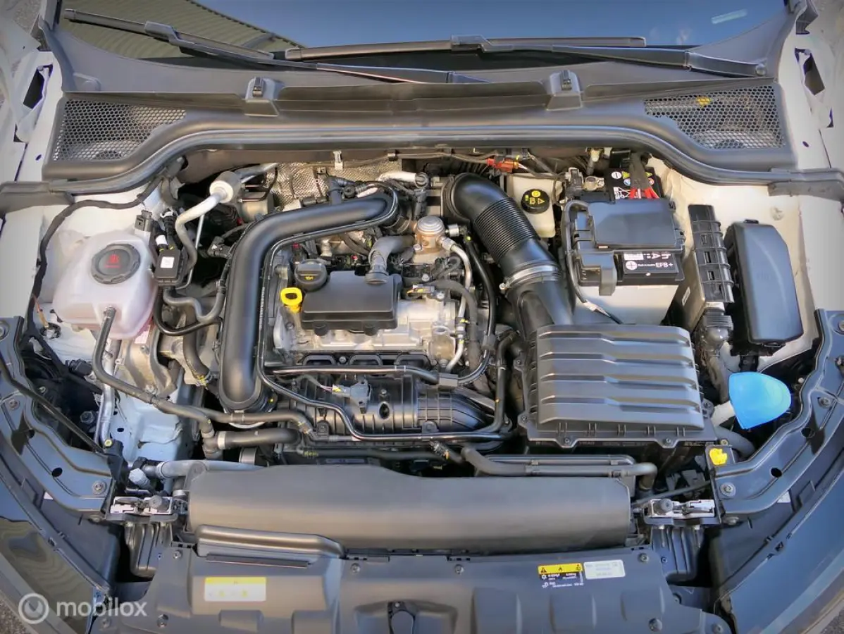 1.0 TSI Sport Business - virtual - gar. 03-2028