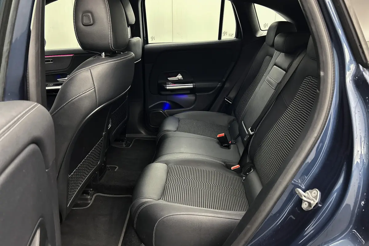 250 Business Solution Luxury | Half lederen bekleding | Camera