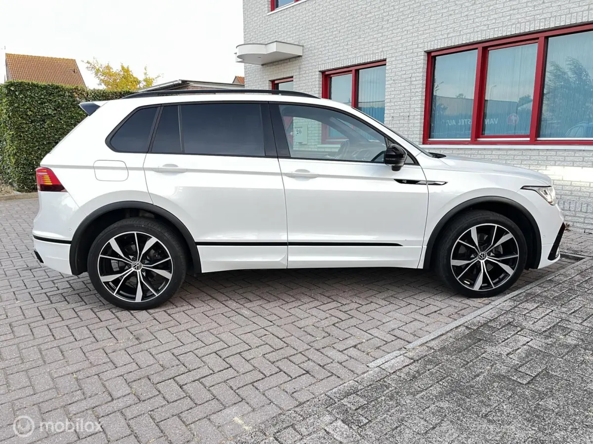2.0 TSI 4Motion R-LINE 245PK