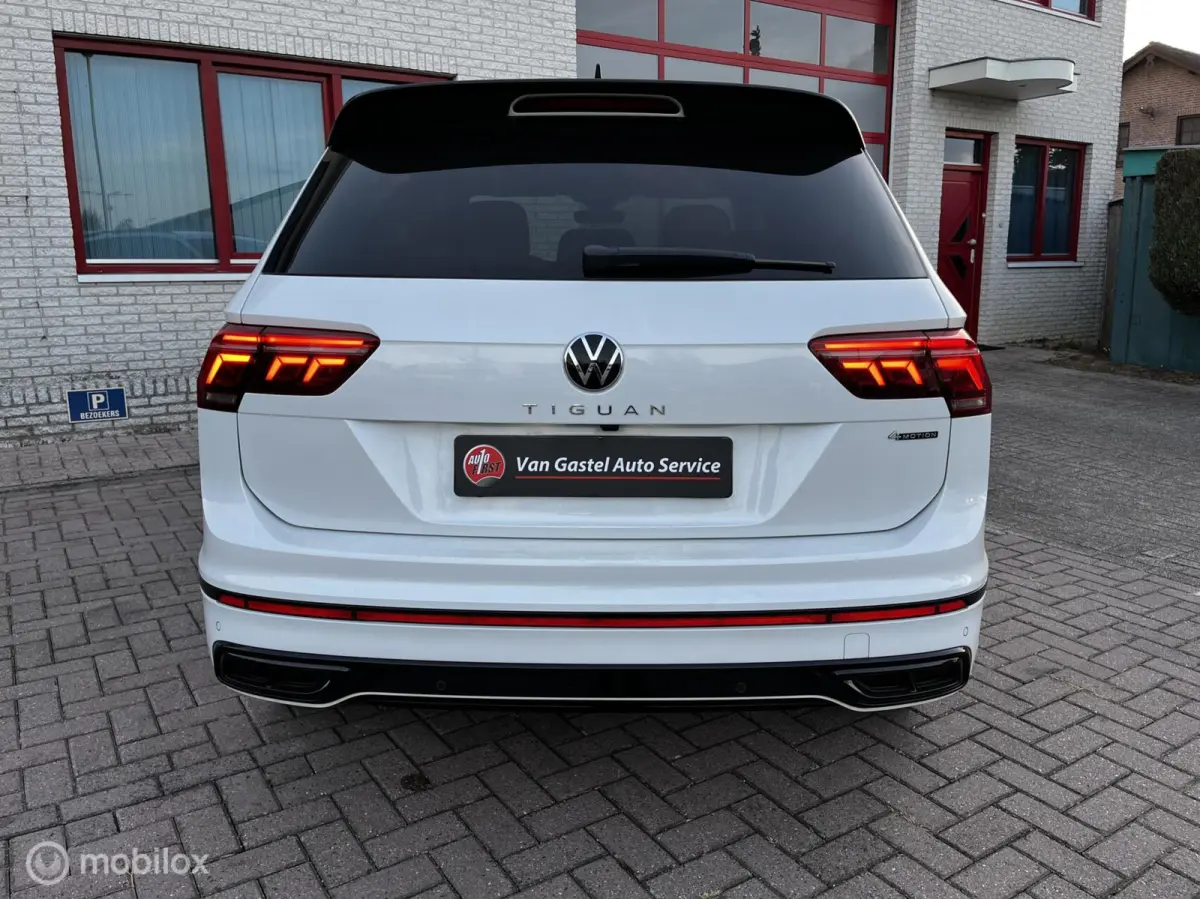 2.0 TSI 4Motion R-LINE 245PK