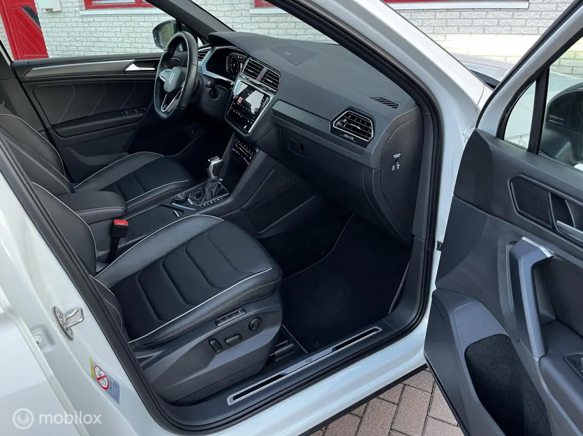 2.0 TSI 4Motion R-LINE 245PK