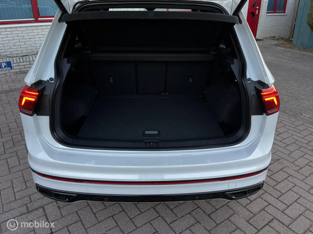2.0 TSI 4Motion R-LINE 245PK