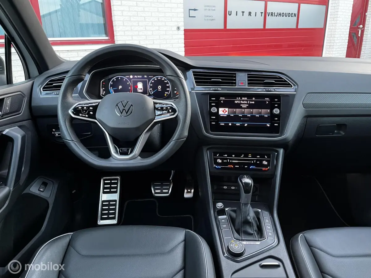 2.0 TSI 4Motion R-LINE 245PK