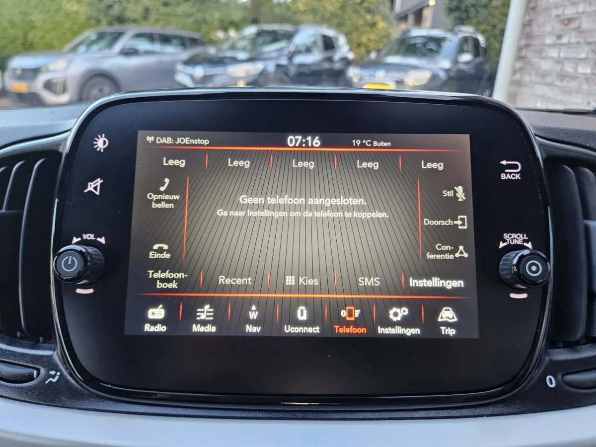 1.2 Rockstar Cabrio! Automaat! Leuke/Nette Auto! Xenon! Leer! Airco/Clima! Cruise Control!