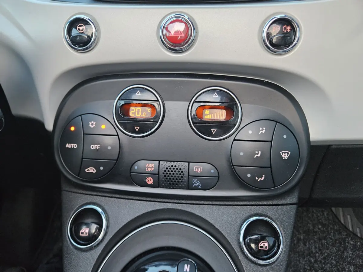 1.2 Rockstar Cabrio! Automaat! Leuke/Nette Auto! Xenon! Leer! Airco/Clima! Cruise Control!
