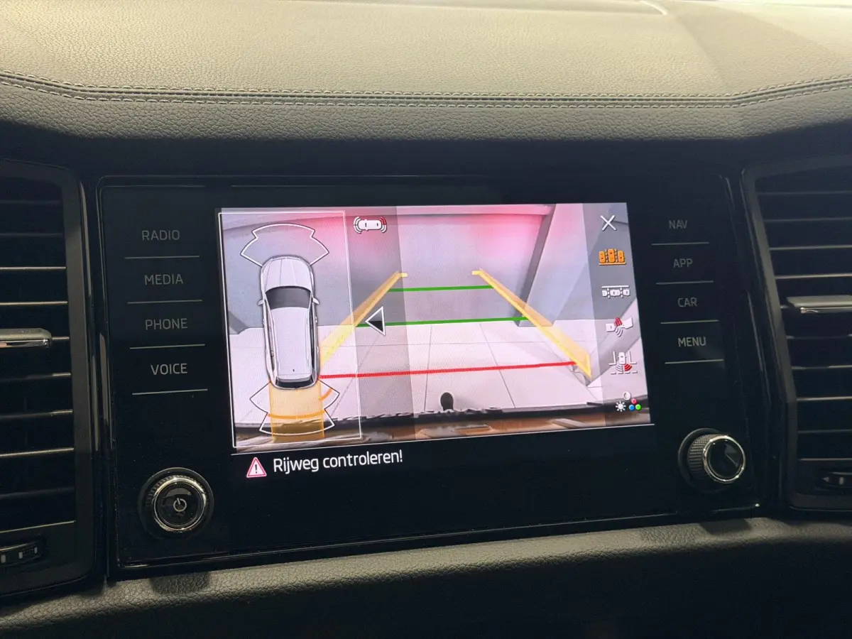 1.5 TSI Sportline Business | Trekhaak | Panorama dak | Hoge instap |