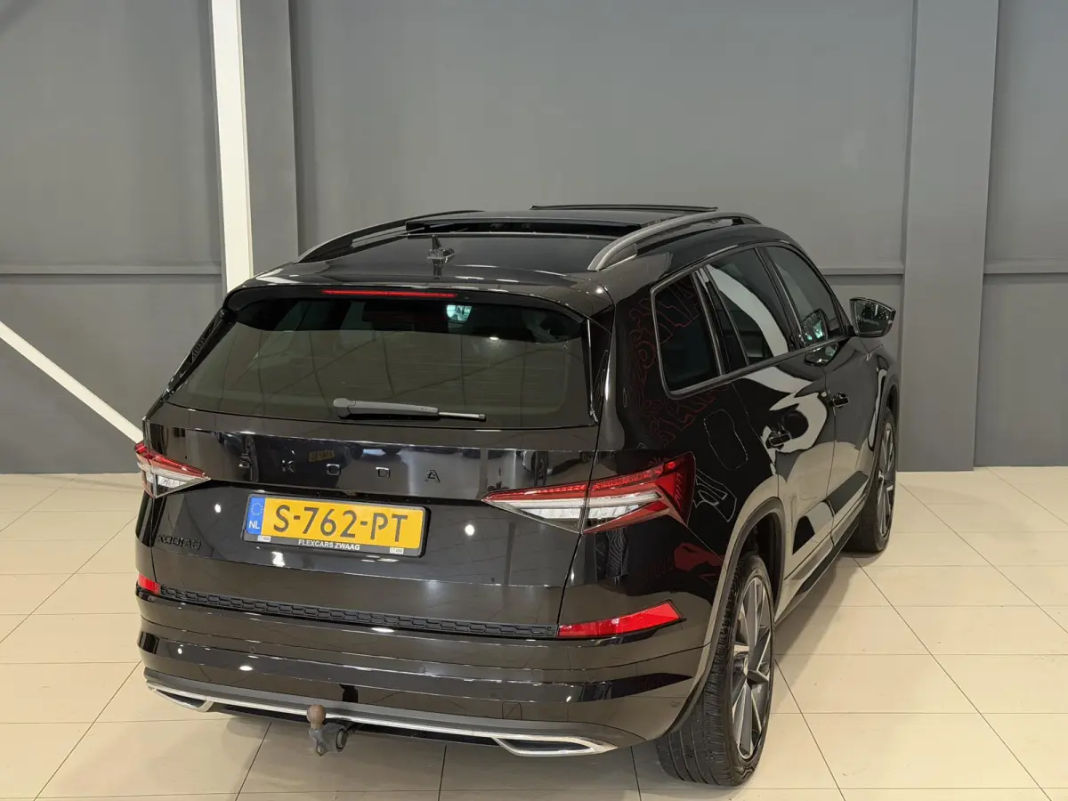 1.5 TSI Sportline Business | Trekhaak | Panorama dak | Hoge instap |