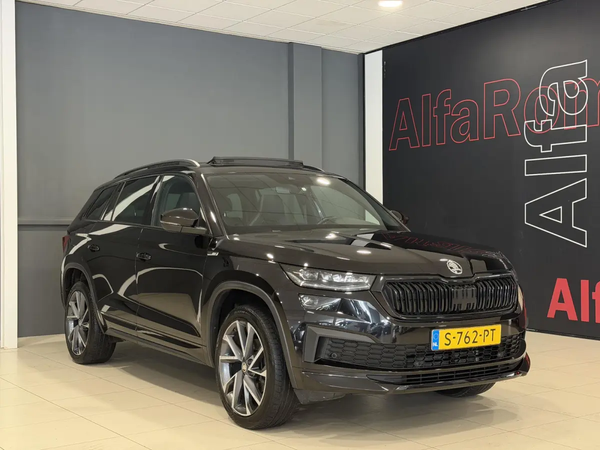1.5 TSI Sportline Business | Trekhaak | Panorama dak | Hoge instap |