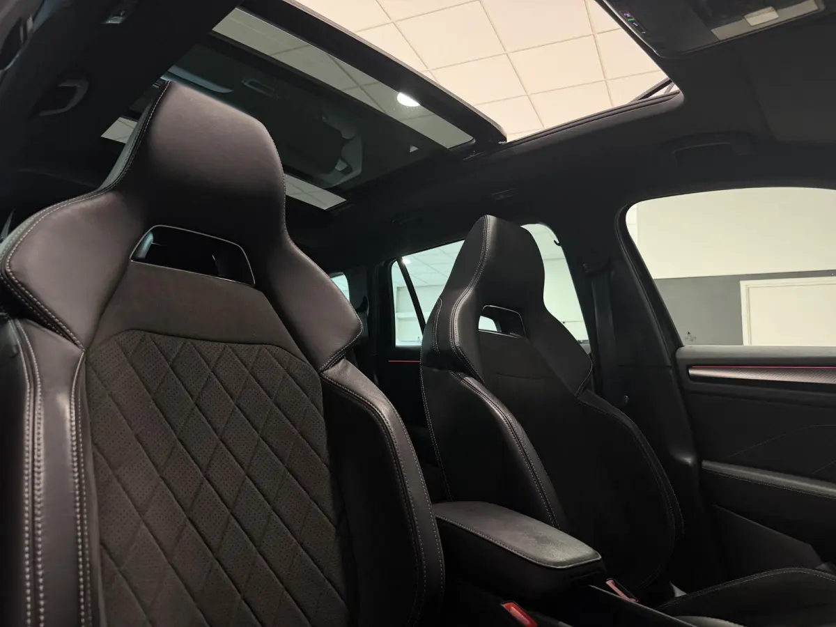 1.5 TSI Sportline Business | Trekhaak | Panorama dak | Hoge instap |