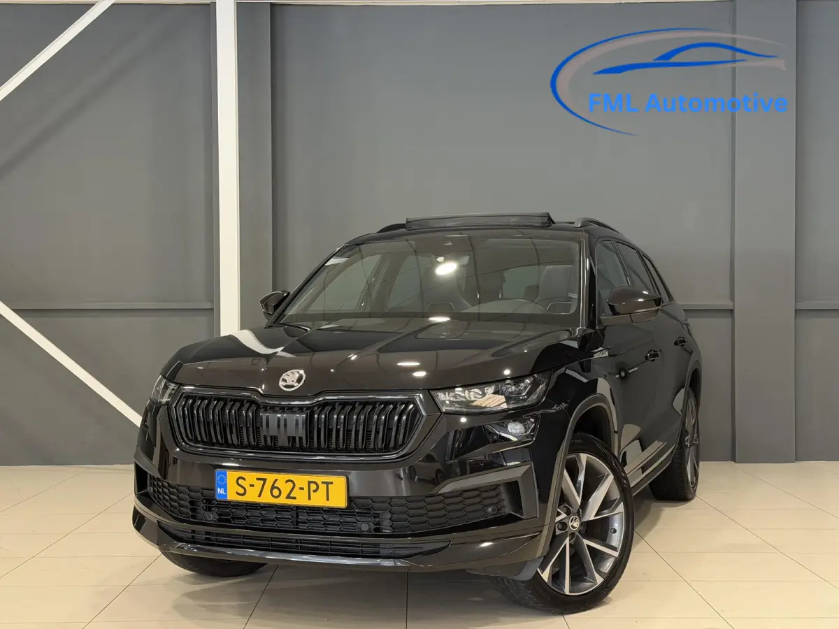 1.5 TSI Sportline Business | Trekhaak | Panorama dak | Hoge instap |