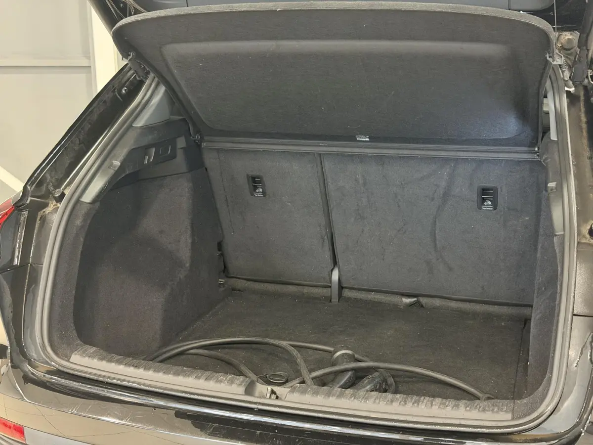 35 Launch edition 55 kWh | SOH 91,26% | Navigatie | Hoge instap |