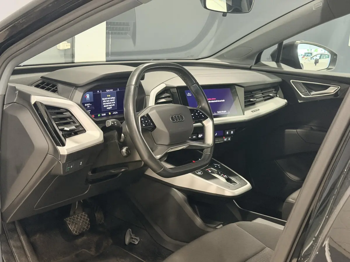 35 Launch edition 55 kWh | SOH 91,26% | Navigatie | Hoge instap |
