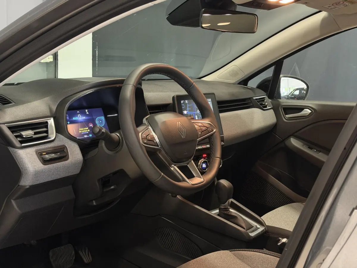 1.6 E-Tech Full Hybrid 145 evolution | Navigatie | Full Hybrid |