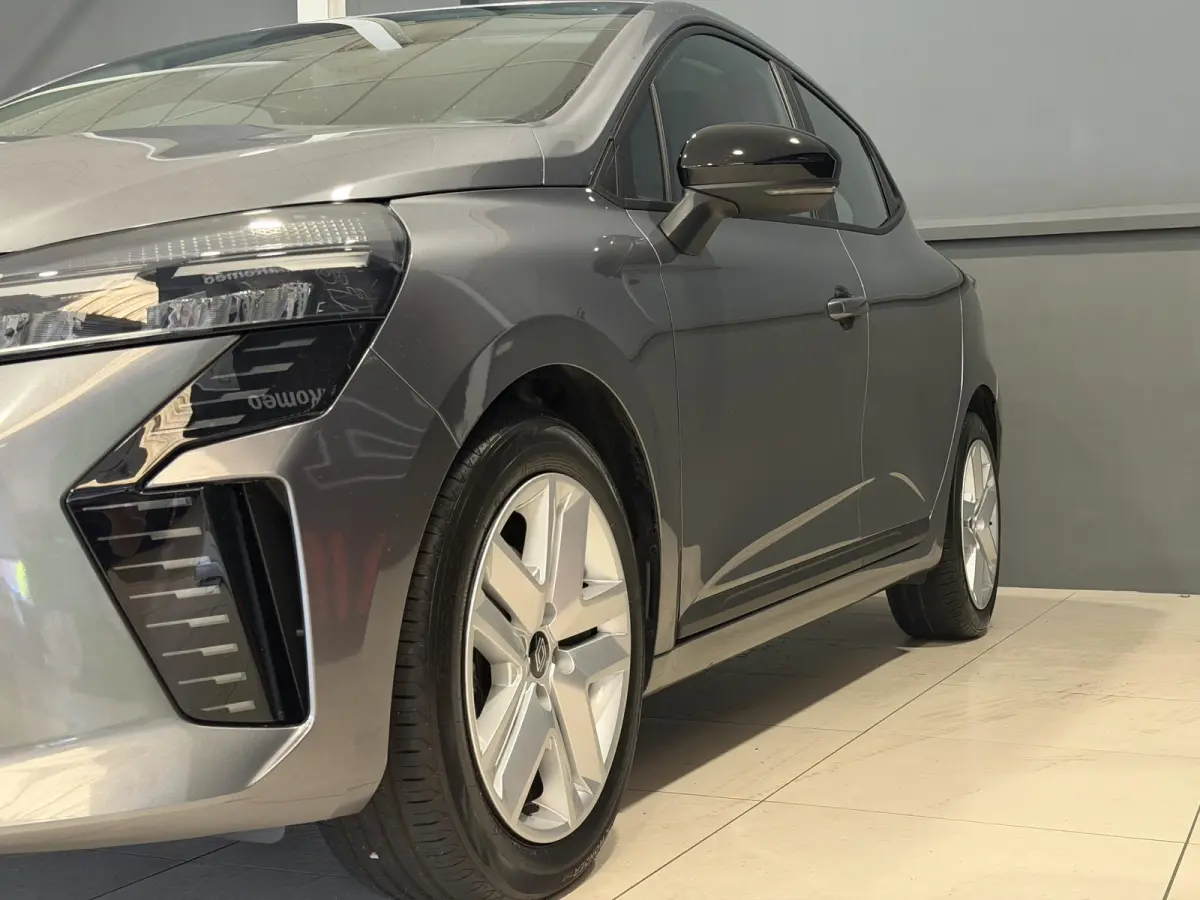 1.6 E-Tech Full Hybrid 145 evolution | Navigatie | Full Hybrid |