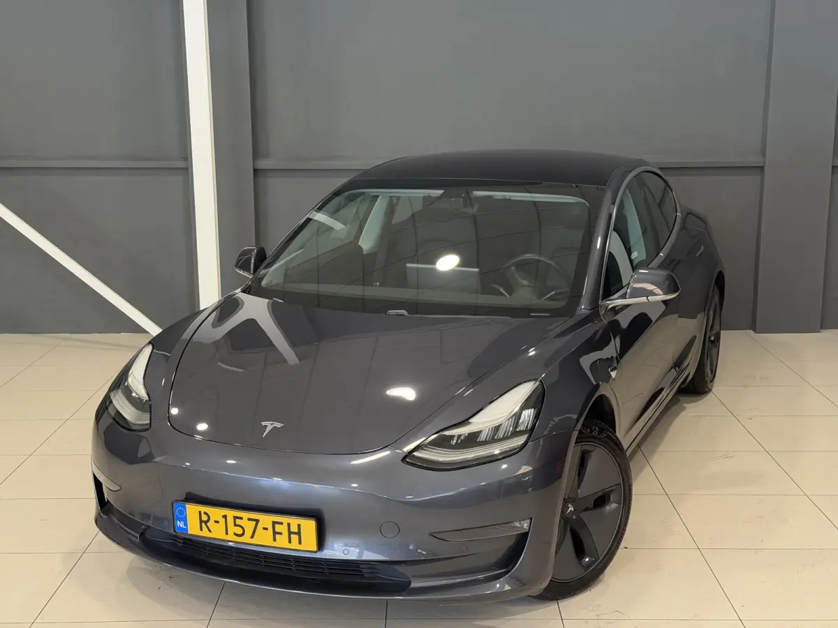 Long Range AWD 75 kWh | Autopilot | SOH 87,4% | 51.967km! |