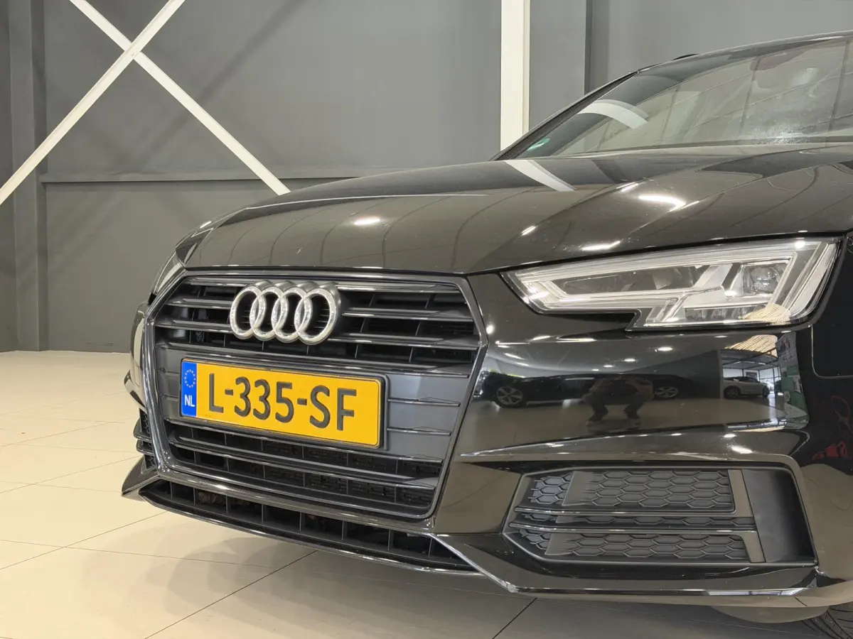 1.4 TFSI Sport S line black edition | Climate | Smartphone | Winterbanden set |