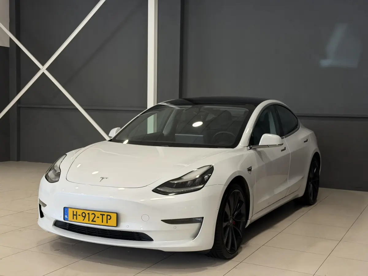 Performance AWD 75 kWh | 87,4% SOH | Performance | Autopilot |