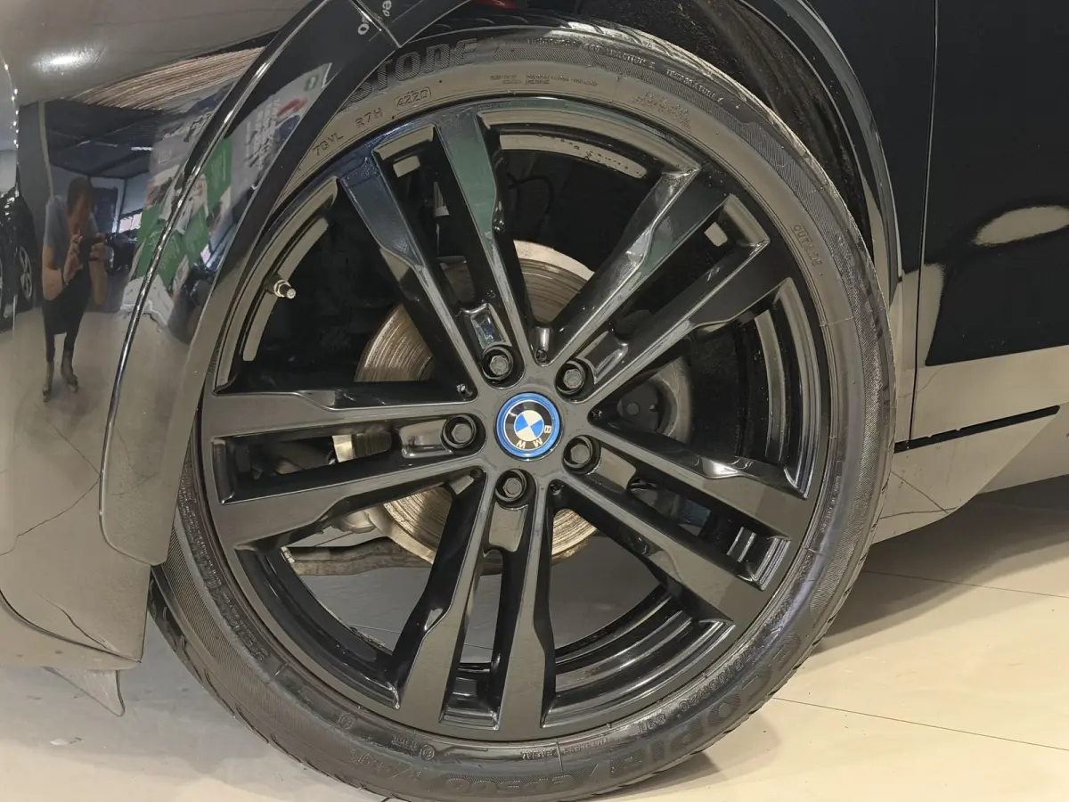 Dark Shadow Edition 120Ah 42 kWh | SOH 95% |