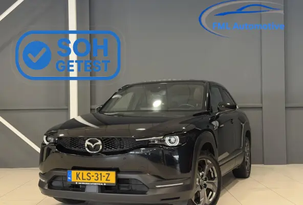 e-SkyActiv 145 Makoto 36 kWh | Panorama dak | SOH 94% | BOSE geluidsysteem |