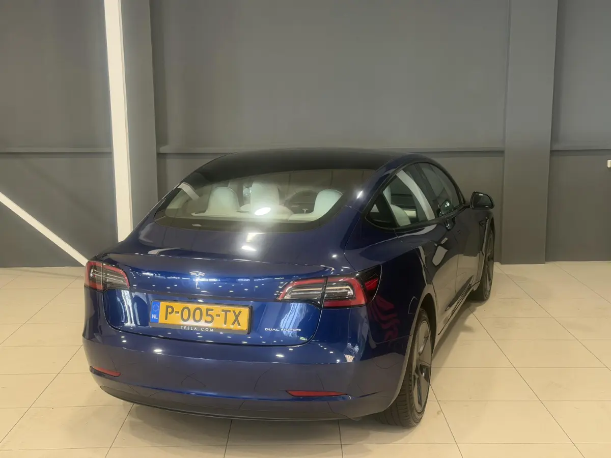 Long Range AWD 75 kWh | Wit leder interieur | SOH 94,7% |