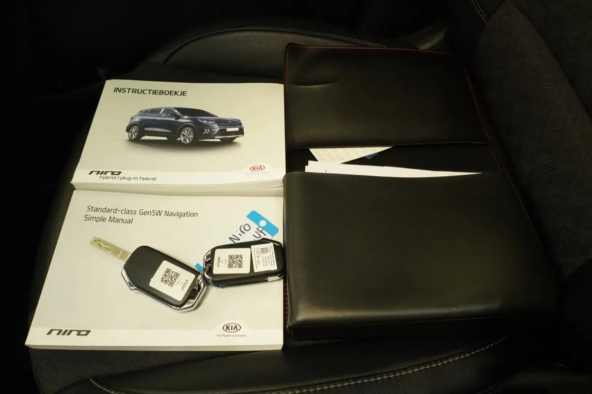 1.6 GDi Hybrid DynamicLine Style Pack 141PK / Pano-Dak / 1EIG / Virtual / Camera / Navi / ACC / = DEALER ONDERHOUDEN !!