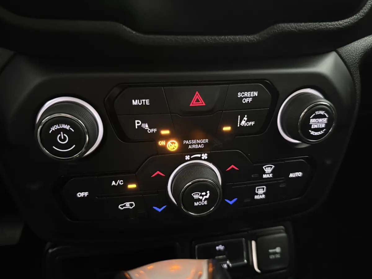 1.3T Limited 151PK | Grijs Kenteken | VAN | Camera | Carplay | Clima | Cruise | Keyless