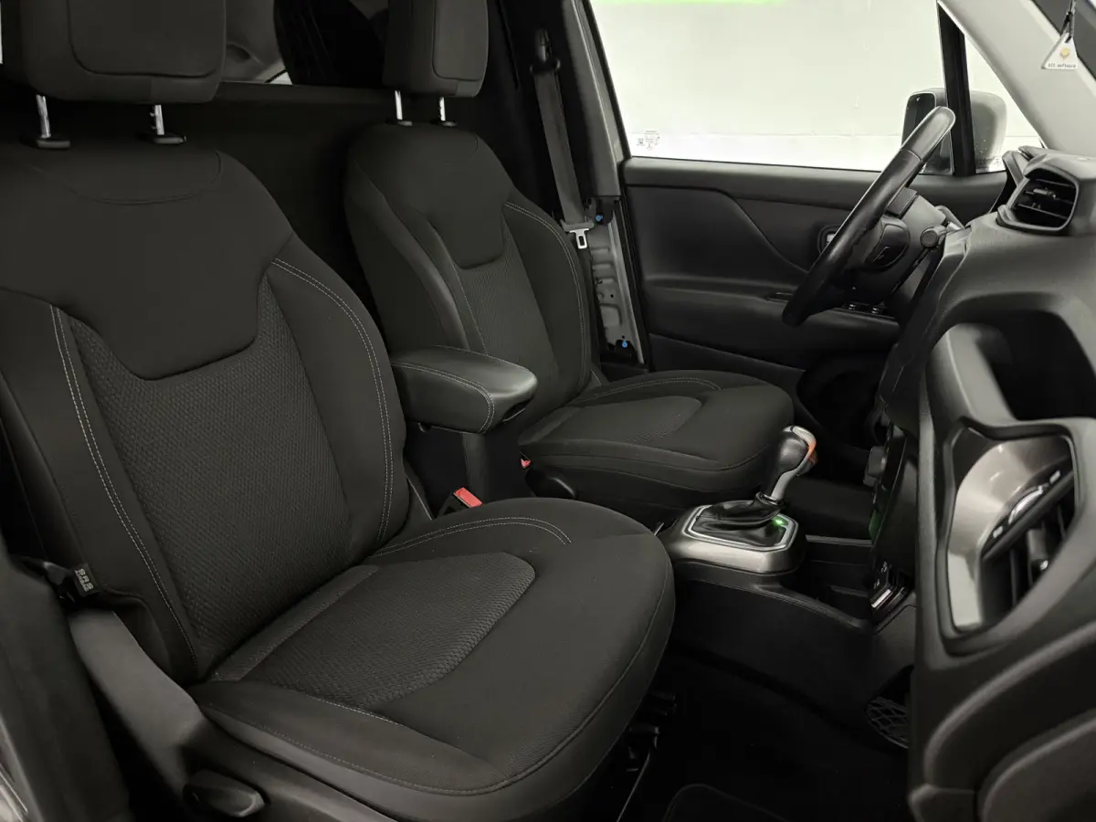 1.3T Limited 151PK | Grijs Kenteken | VAN | Camera | Carplay | Clima | Cruise | Keyless