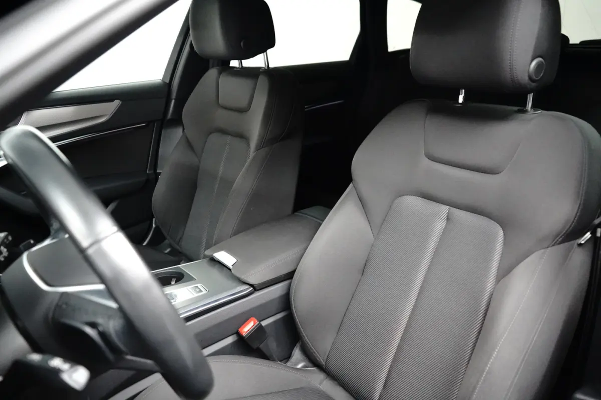 50 TFSIe 300PK Quattro Business Edition | TREKHAAK | NAVIGATIE | CAMERA | STOEL + STUURVERW. | ELEKTR. A. KLEP | LED