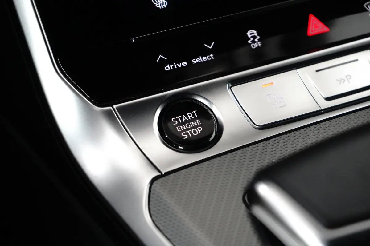 50 TFSIe 300PK Quattro Business Edition | TREKHAAK | NAVIGATIE | CAMERA | STOEL + STUURVERW. | ELEKTR. A. KLEP | LED