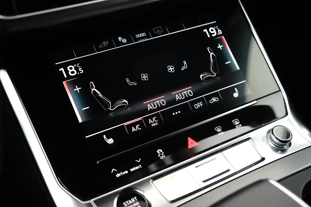 50 TFSIe 300PK Quattro Business Edition | TREKHAAK | NAVIGATIE | CAMERA | STOEL + STUURVERW. | ELEKTR. A. KLEP | LED