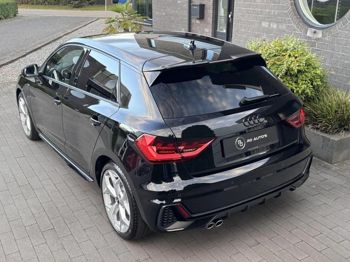 40 TFSI S-line Sfeerverlichting SONOS Cruise Carplay