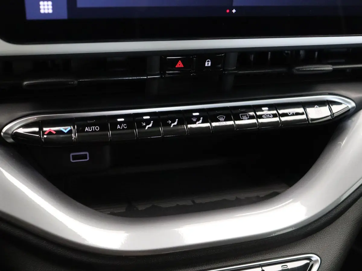 Icon 42 kWh | 320km WLTP | 85KWh Snelladen | Cruise control | Apple Carplay & Android Auto |
