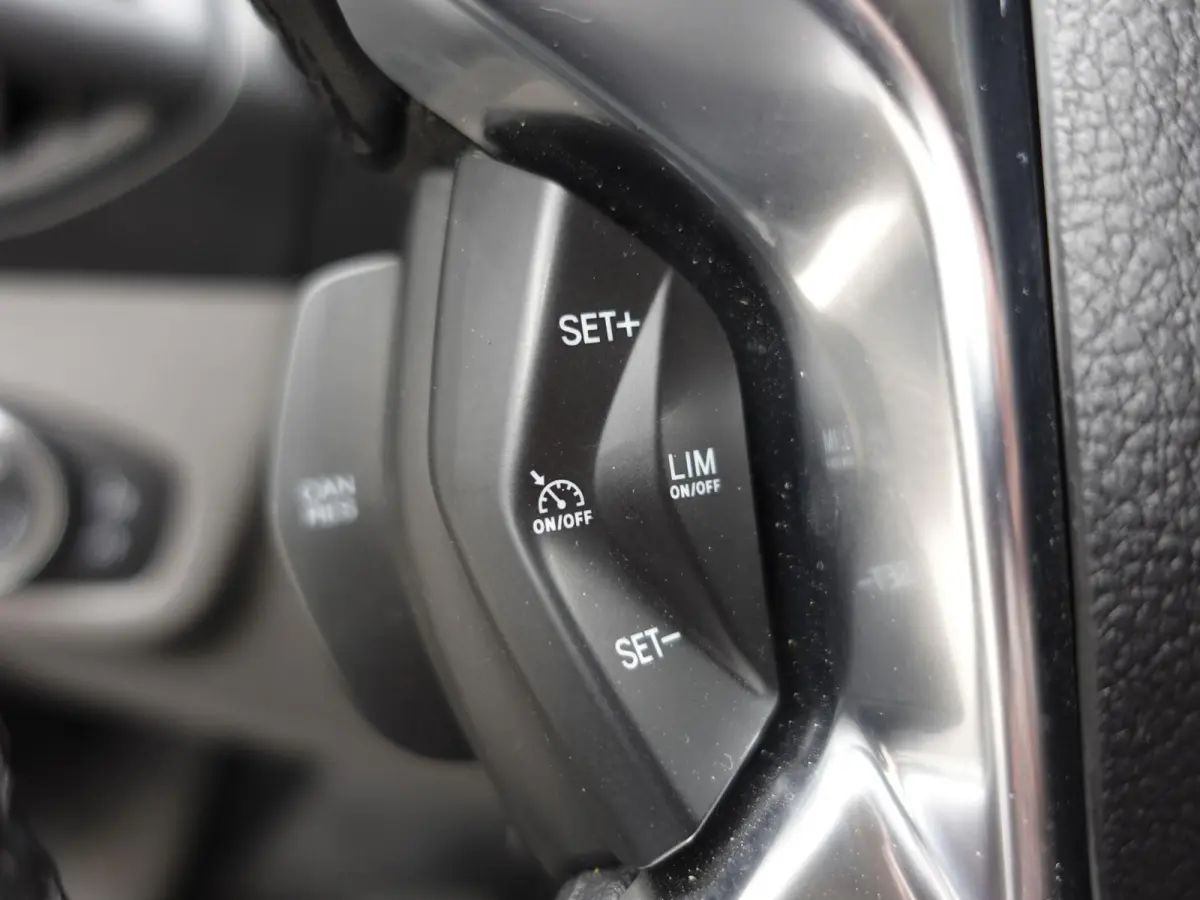 1.5 EcoBlue Automaat L2 Trend Navigatie Airco Camera Parkeersensoren Cruise Control Trekhaak Betimmering Lichtmetalen Velgen