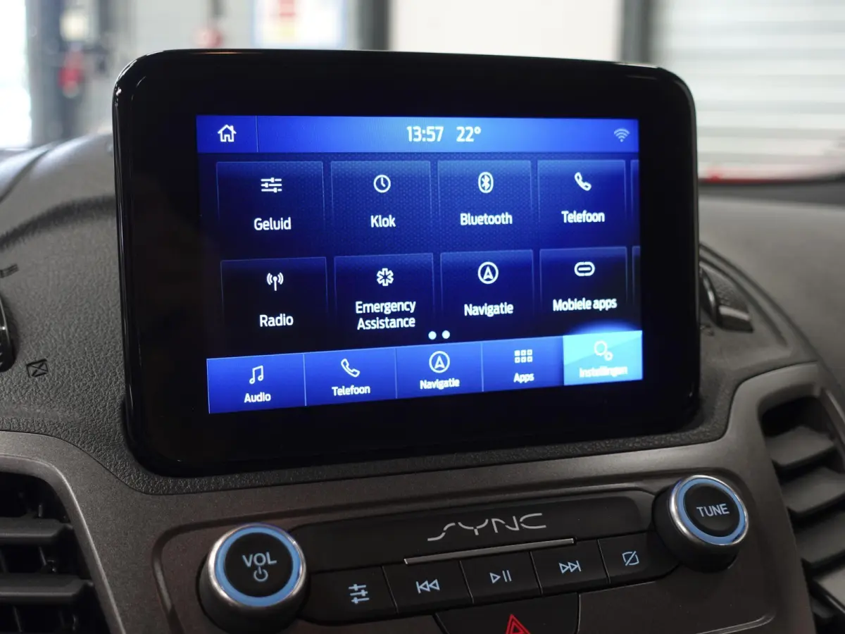 1.5 EcoBlue Automaat L2 Trend Navigatie Airco Camera Parkeersensoren Cruise Control Trekhaak Betimmering Lichtmetalen Velgen