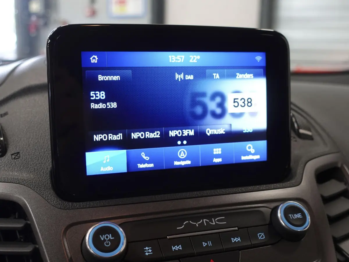 1.5 EcoBlue Automaat L2 Trend Navigatie Airco Camera Parkeersensoren Cruise Control Trekhaak Betimmering Lichtmetalen Velgen