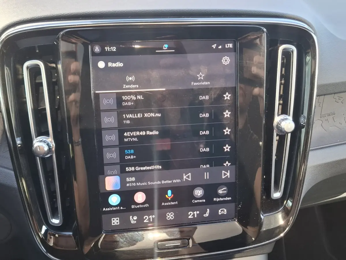 Recharge Plus 69 kWh | SoH 94.4% | Navigatie/Android/Apple Carplay |  LM Velgen 19" | Achteruitrijcamera | Voorstoelen Verwarmd | Warmtepomp | Cruise Control Adaptief |