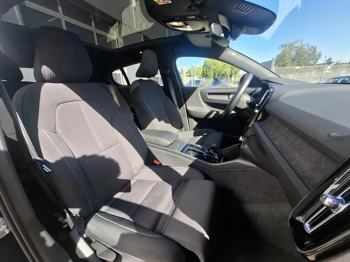 Recharge Plus 69 kWh | SoH 94.4% | Navigatie/Android/Apple Carplay |  LM Velgen 19" | Achteruitrijcamera | Voorstoelen Verwarmd | Warmtepomp | Cruise Control Adaptief |