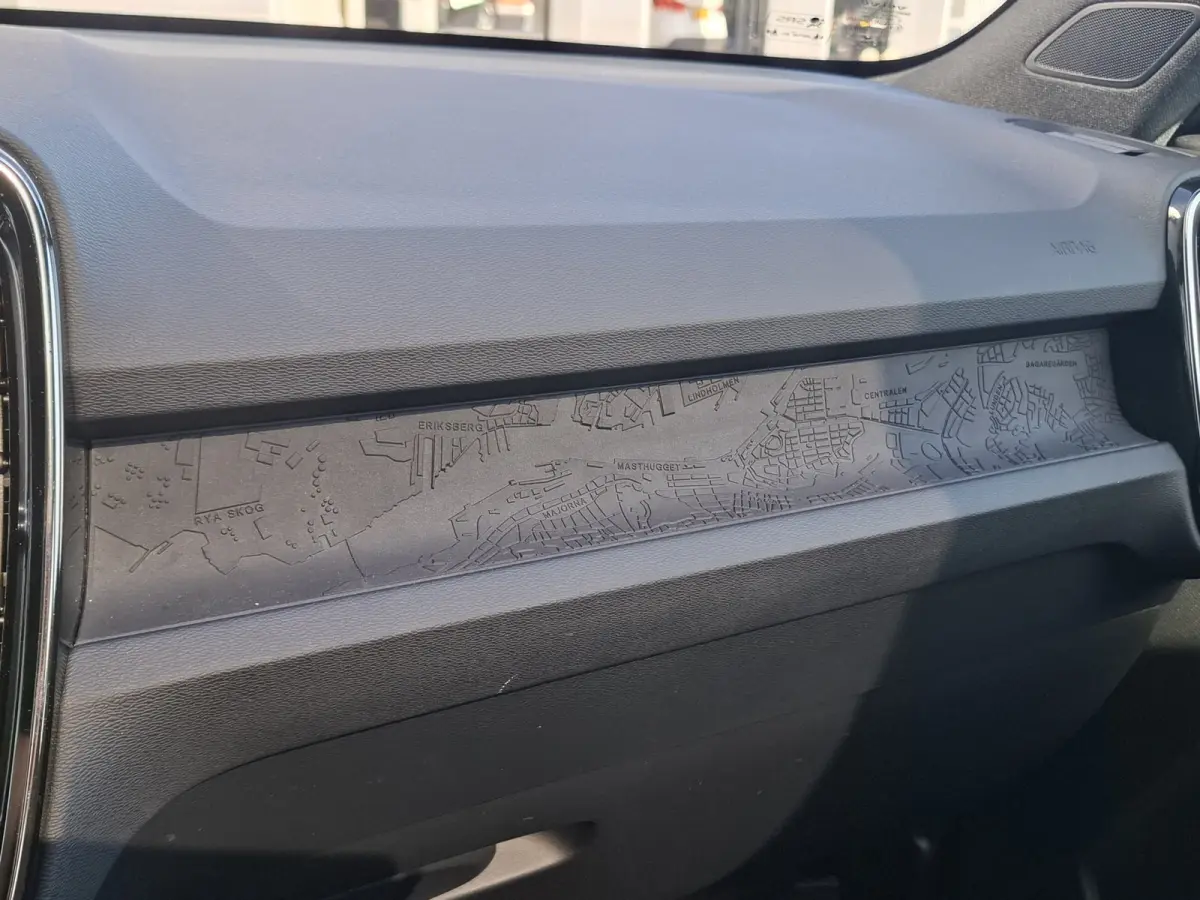 Recharge Plus 69 kWh | SoH 94.4% | Navigatie/Android/Apple Carplay |  LM Velgen 19" | Achteruitrijcamera | Voorstoelen Verwarmd | Warmtepomp | Cruise Control Adaptief |