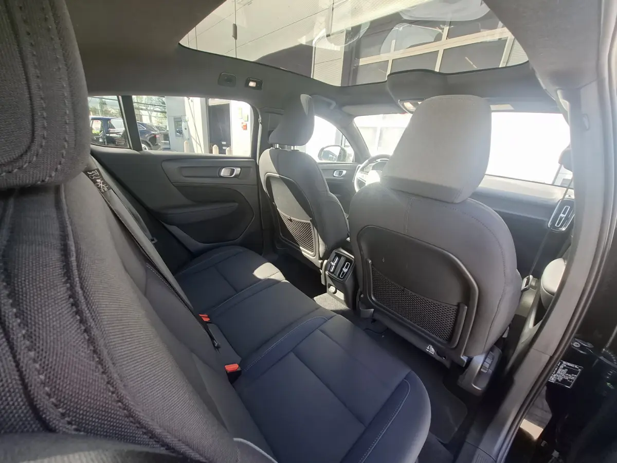 Recharge Plus 69 kWh | SoH 94.4% | Navigatie/Android/Apple Carplay |  LM Velgen 19" | Achteruitrijcamera | Voorstoelen Verwarmd | Warmtepomp | Cruise Control Adaptief |