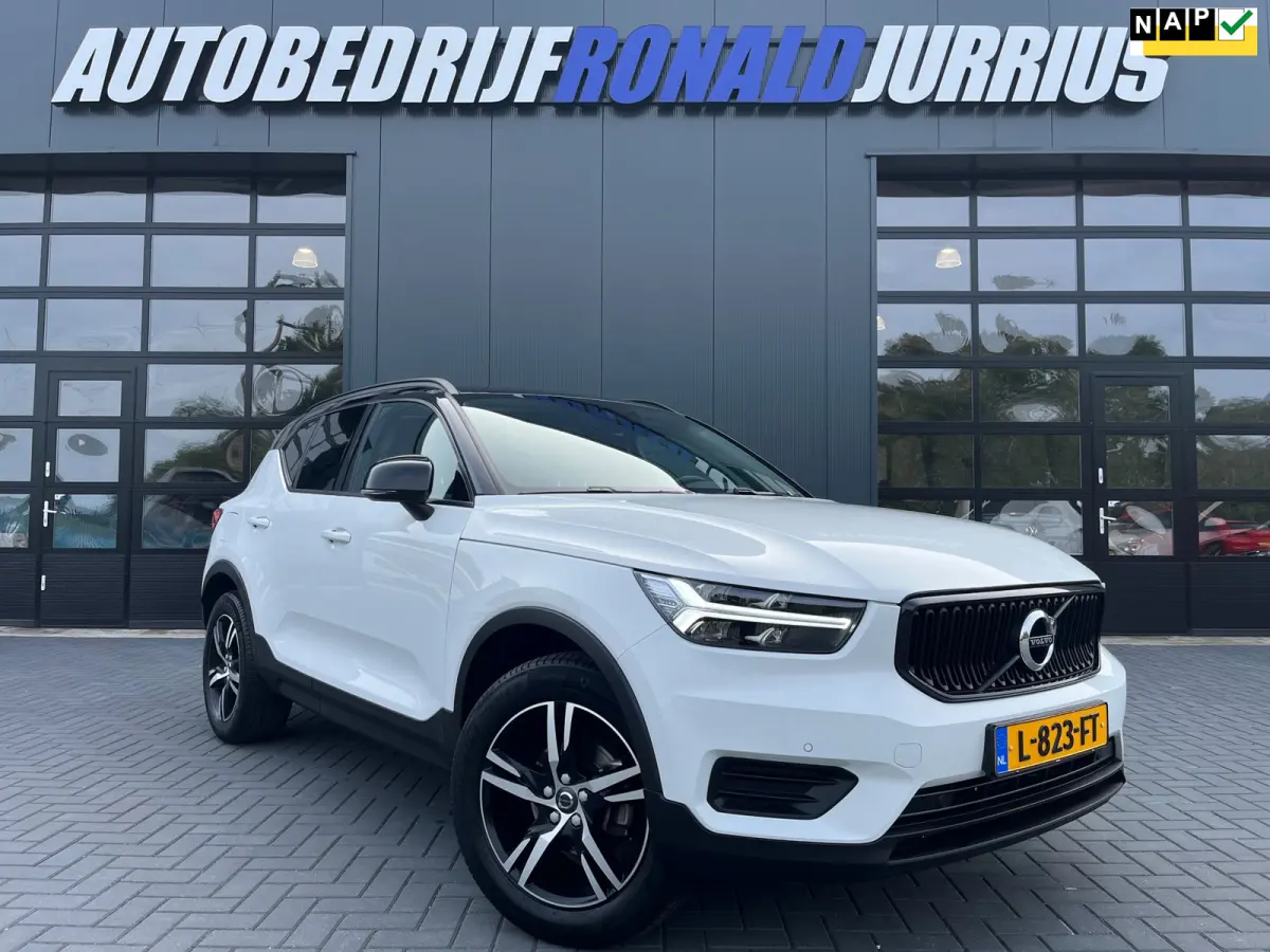 1.5 T2 Momentum NL.Auto/Two-Tone/Trekhaak/Camera/Stoelverw./Carplay/1Ste Eigenaar/Dealer Onderhouden