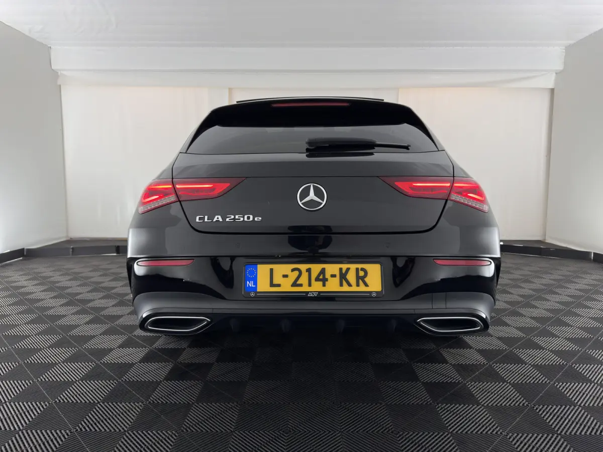 250 e AMG Limited Business Solution (Plug-in) {SoH-95%} (INCL-BTW) Aut. *PANO | LEATHER-MICROFIBRE | MEMORY-PACK | MULTIBEAM-LED | BLINDSPOT | HEATED-SPORTSEATS | AMBIENTLIGHT | KEYLESS | DI