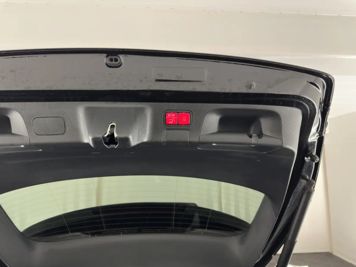 250 e AMG-Styling Limited Business Solution (Plug-in) {SoH-95%} (INCL-BTW) Aut. *PANO | LEATHER-MICROFIBRE | MEMORY-PACK | MULTIBEAM-LED | BLINDSPOT | HEATED-SPORTSEATS | AMBIENTLIGHT | KEYL