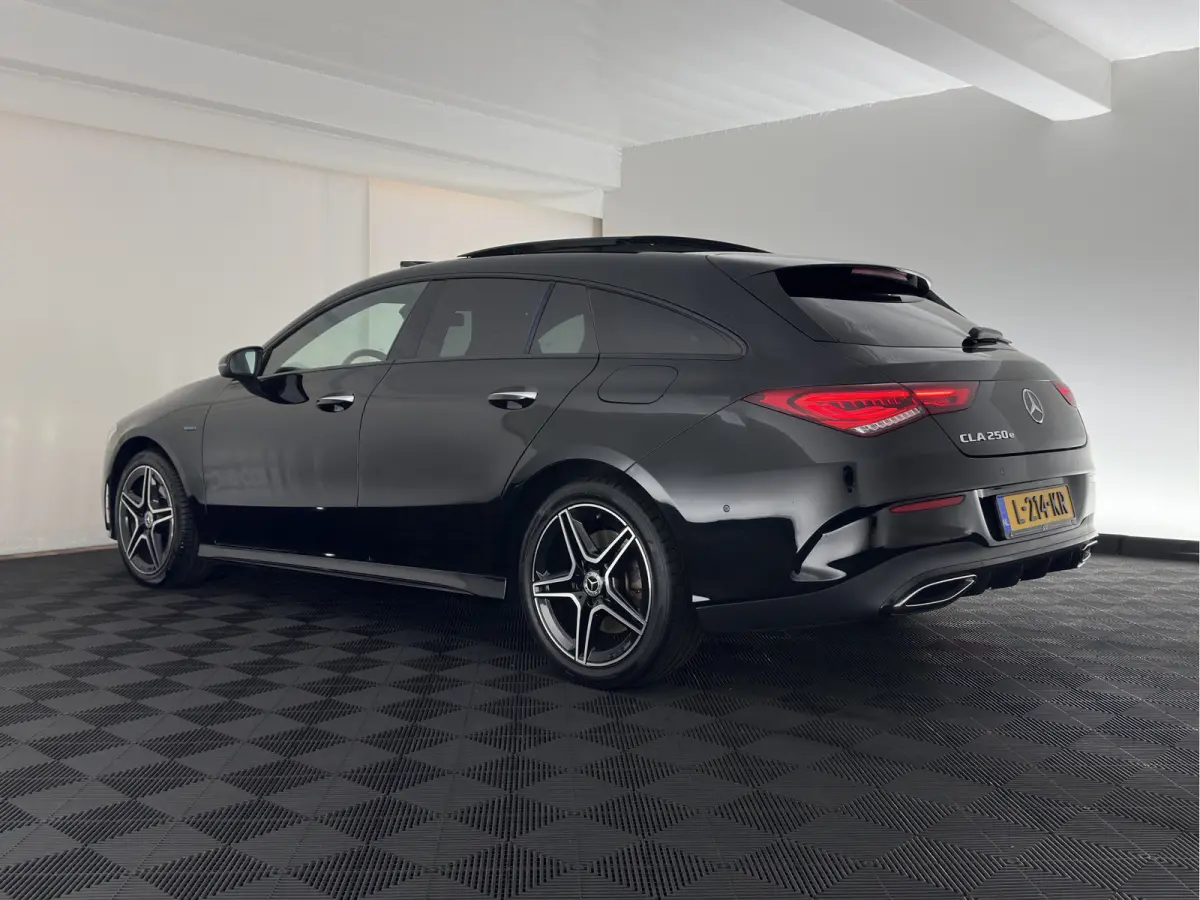 250 e AMG Limited Business Solution (Plug-in) {SoH-95%} (INCL-BTW) Aut. *PANO | LEATHER-MICROFIBRE | MEMORY-PACK | MULTIBEAM-LED | BLINDSPOT | HEATED-SPORTSEATS | AMBIENTLIGHT | KEYLESS | DI