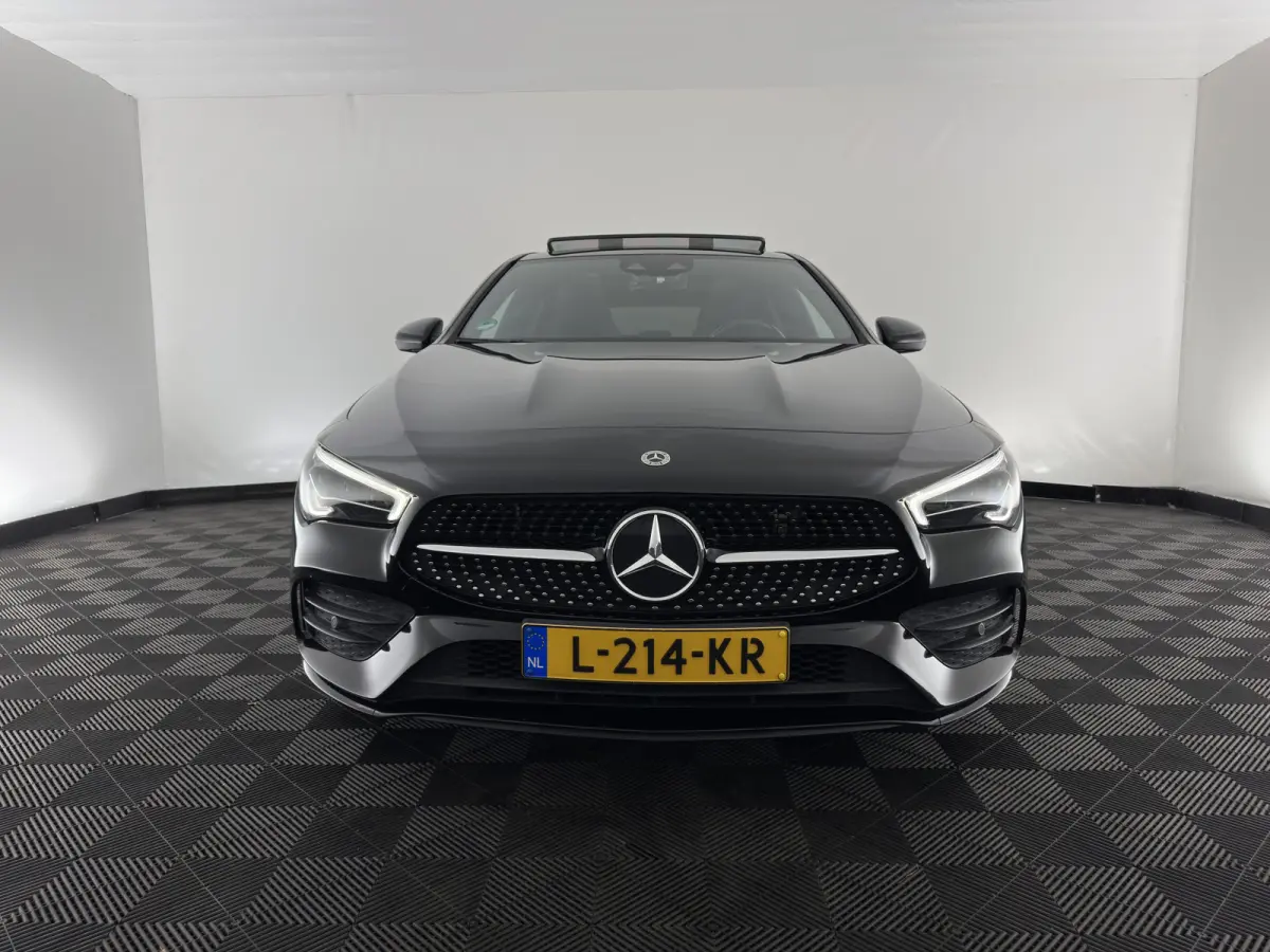 250 e AMG Limited Business Solution (Plug-in) {SoH-95%} (INCL-BTW) Aut. *PANO | LEATHER-MICROFIBRE | MEMORY-PACK | MULTIBEAM-LED | BLINDSPOT | HEATED-SPORTSEATS | AMBIENTLIGHT | KEYLESS | DI