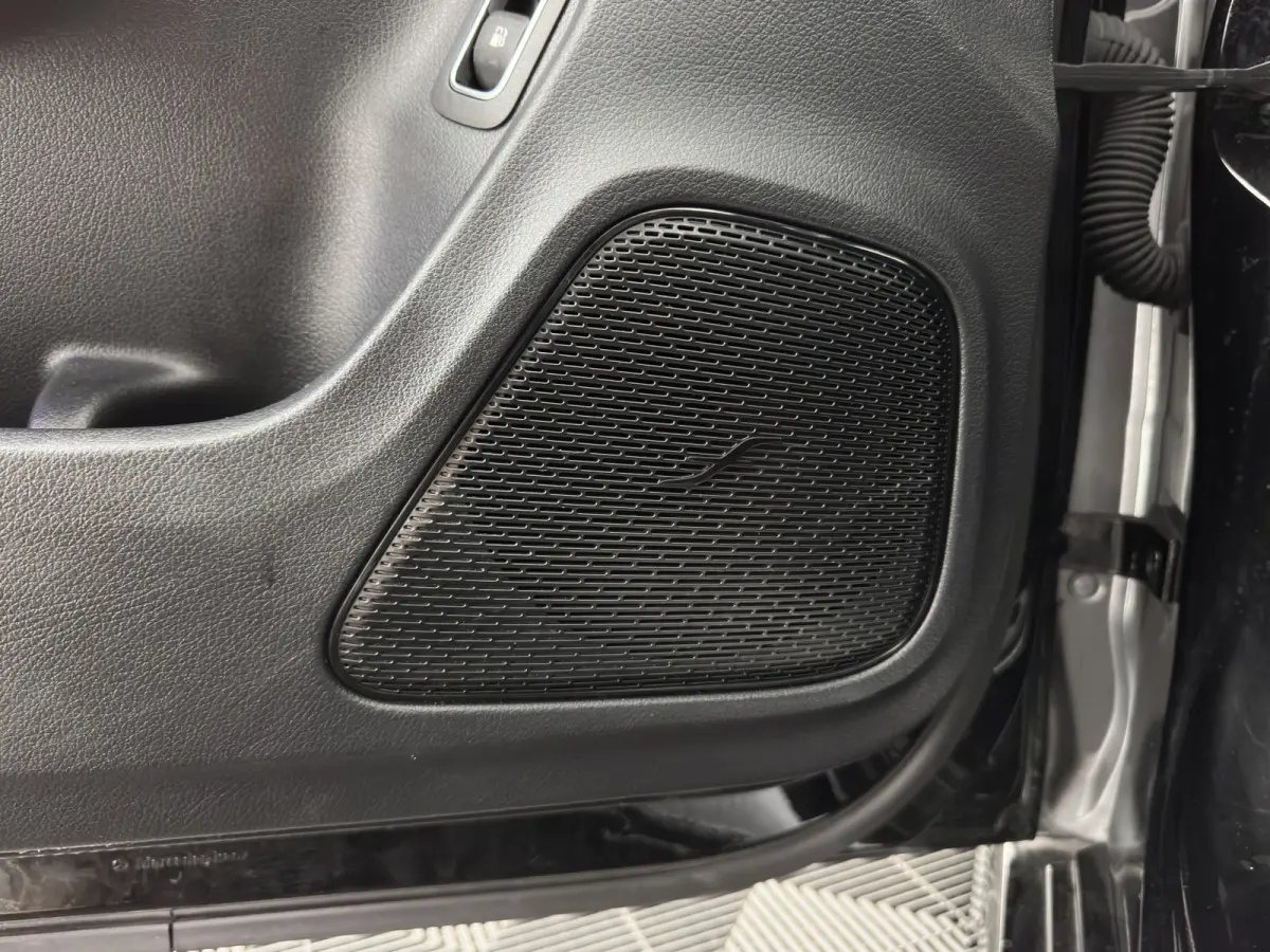 250 e AMG-Styling Limited Business Solution (Plug-in) {SoH-95%} (INCL-BTW) Aut. *PANO | LEATHER-MICROFIBRE | MEMORY-PACK | MULTIBEAM-LED | BLINDSPOT | HEATED-SPORTSEATS | AMBIENTLIGHT | KEYL
