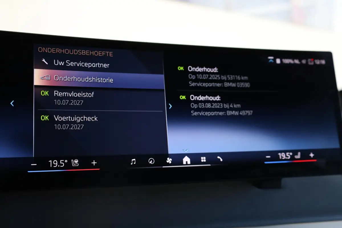 xDrive40 Business Edition Plus 77 kWh | Rondom Camera's | Soft Close | Active Cruise Control | Harman Kardon | panoramadak Sky Lounge |