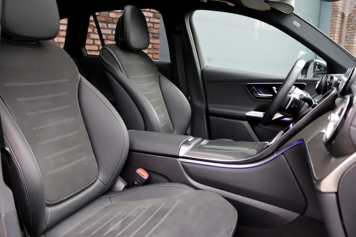 4MATIC AMG Line Premium+ | Distronic | Burmester | Panoramadak | Trekhaak | Memory | HUD | Verwarmd Stuurwiel | Surround Camera | Digital Light |